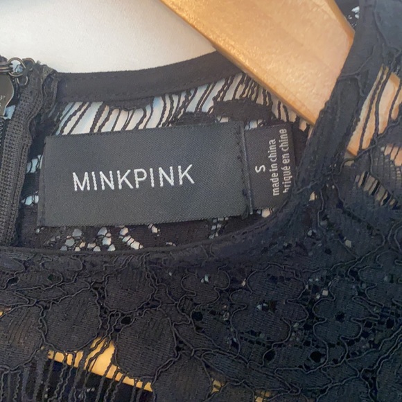 Minkpink Womens Black Lace Peek-A-Boo Waist Semi-Lined Dress Size Small - Picture 5 of 6